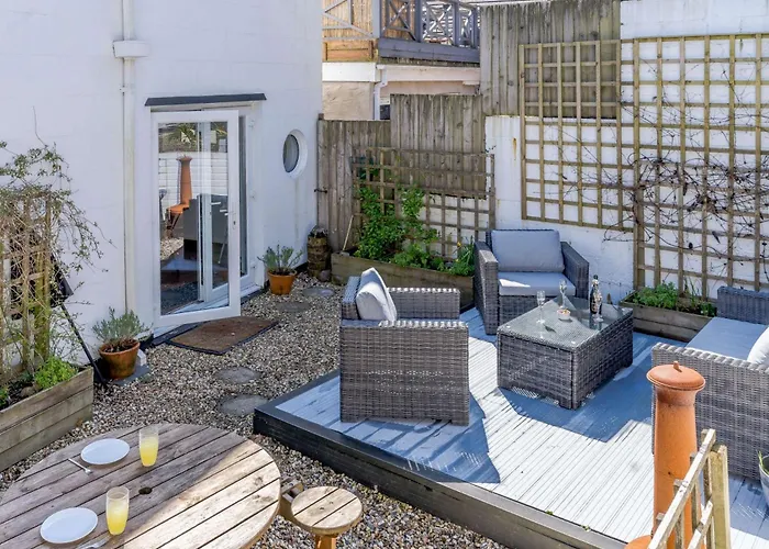4 Bed In Saundersfoot 52743