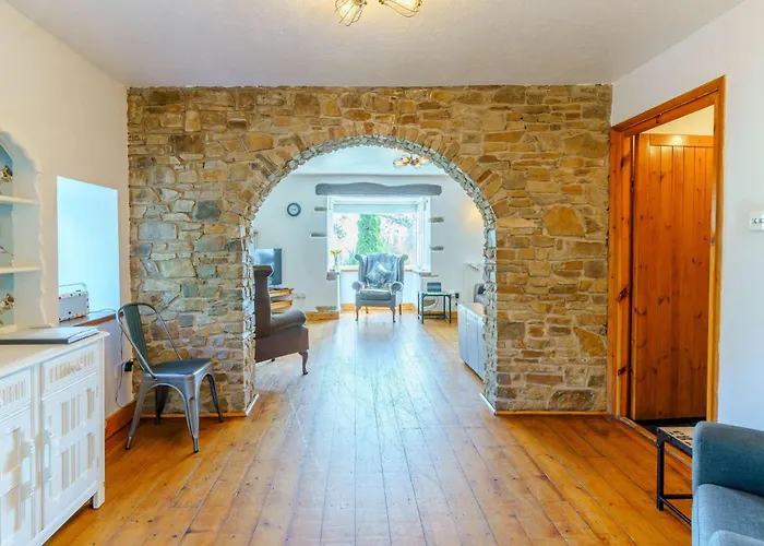 4 Bed In Saundersfoot 52743